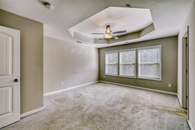 Building Photo - 901 Sunset Park Dr