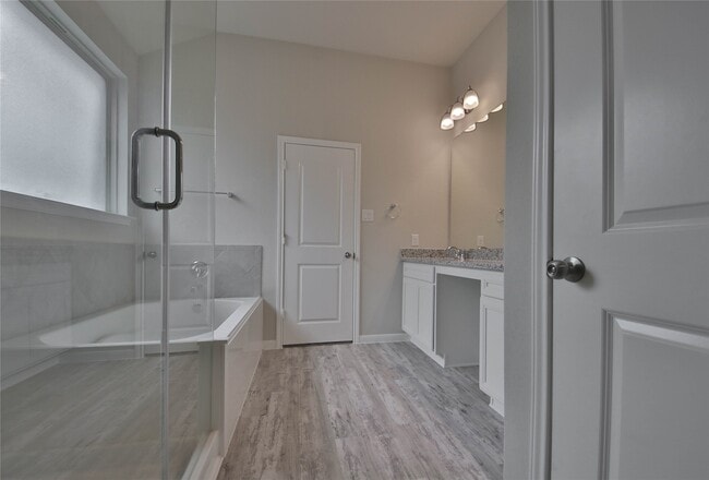 Building Photo - 4814 Vergano Villa Dr