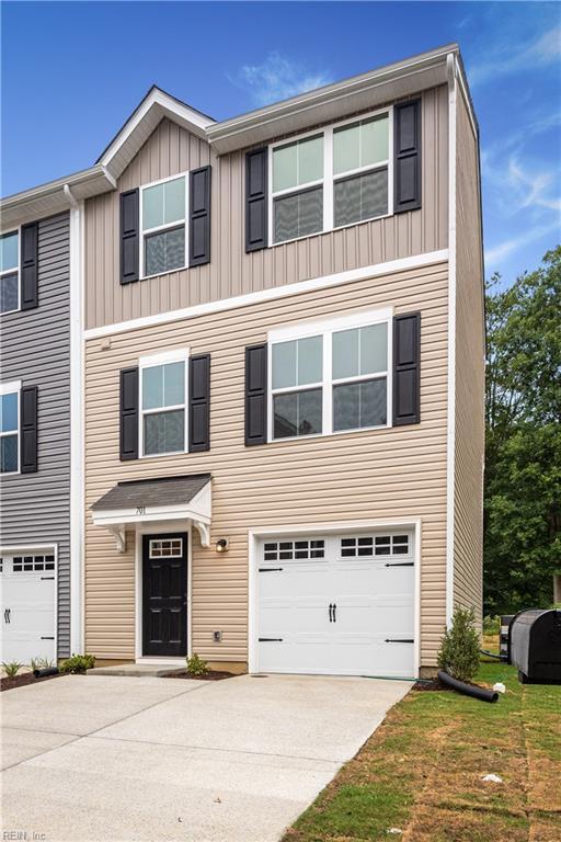 Primary Photo - 701 Lakeview Cove