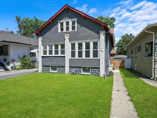 Building Photo - 811 S 7th Ave