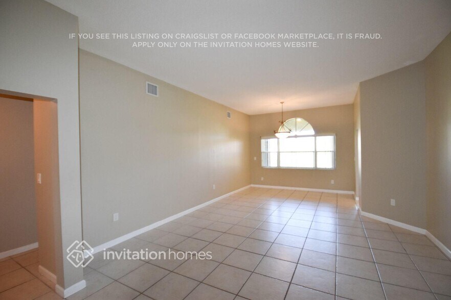 Building Photo - 345 W Cypress Cove Cir