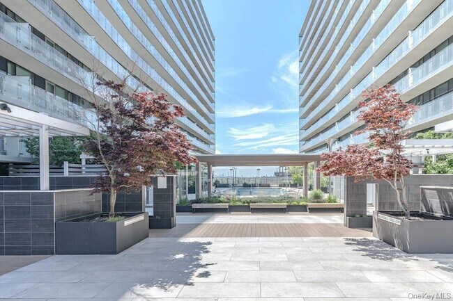 Building Photo - 40-28 College Point Blvd