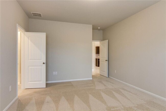 Building Photo - 6916 Ranchito Dr