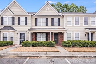 Building Photo - 3260 Barons Court Rd