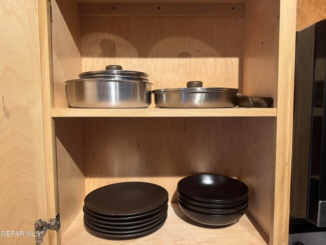 Building Photo - 200 Anthony St