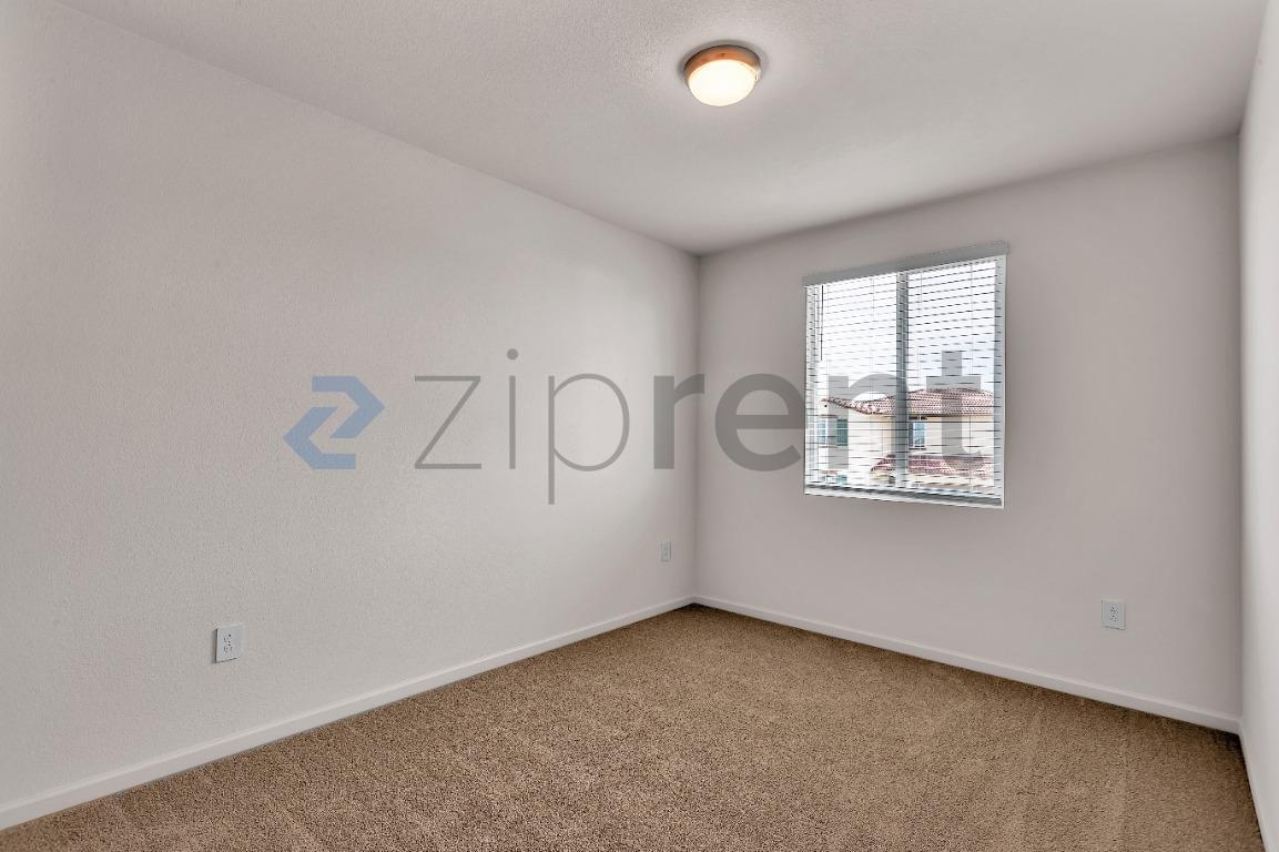 Building Photo - 1790 Haines Ave