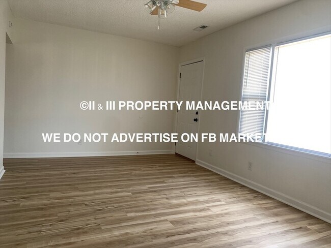 Building Photo - 731 W 25th St