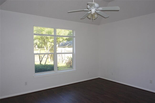 Building Photo - 17238 Laguna Trail Dr