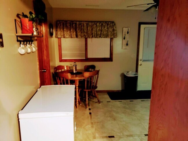 Building Photo - 34th and 11th Ave