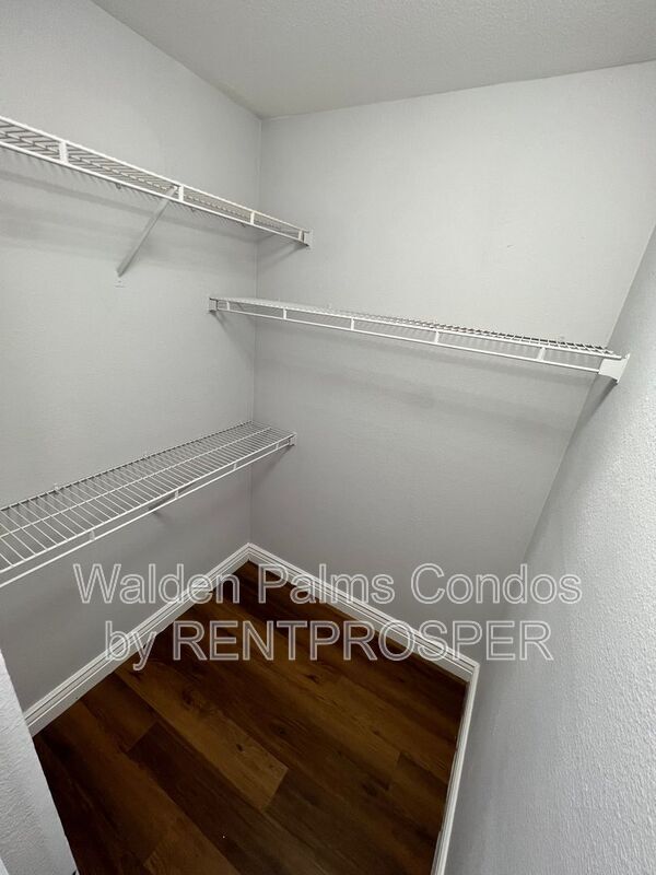 Building Photo - 4720 Walden Cir