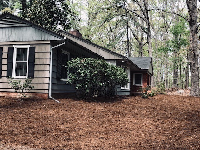 Building Photo - 1329 Old Lystra Rd