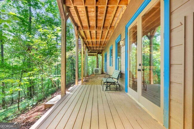 Building Photo - 417 Hickory Ridge Dr