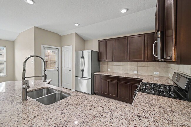 Building Photo - Spacious 3BR w/ Cabana, Storage Shed & Open Living Area in San Antonio