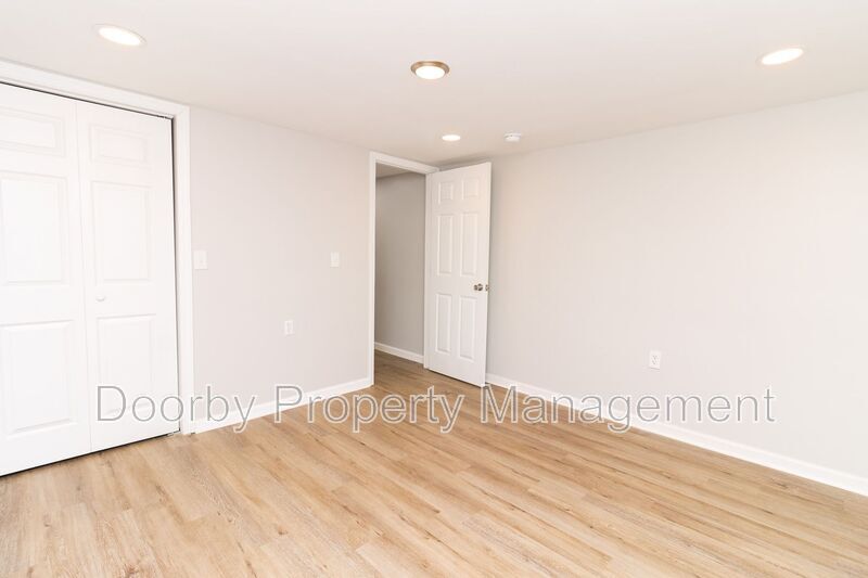 Building Photo - 1714 Portland St