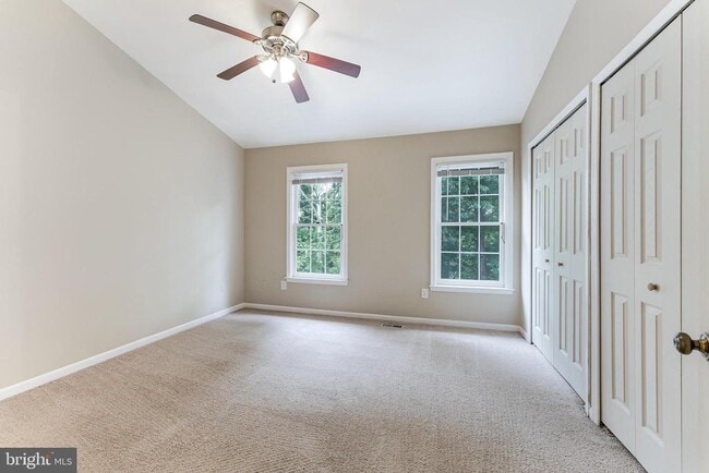 Building Photo - 8475 Canyon Oak Dr