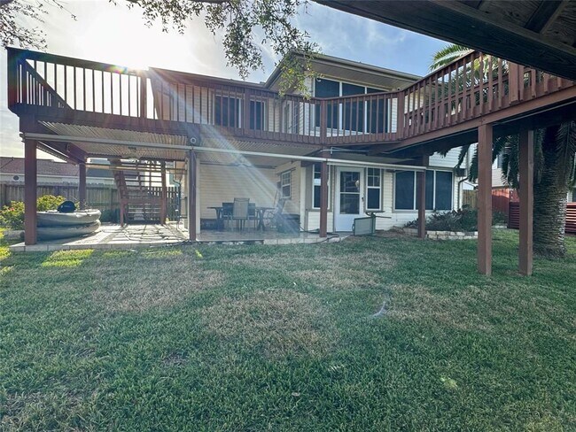 Building Photo - 893 Bonita Dr
