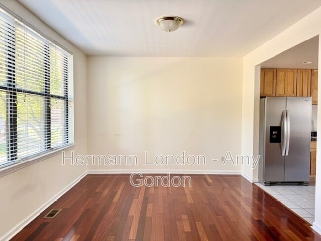 Building Photo - 4159 McPherson Ave