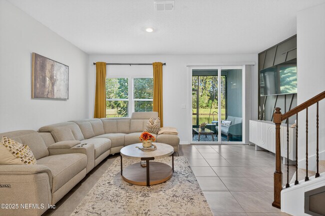 Building Photo - 33 Coastline Wy