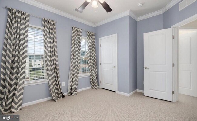 Building Photo - 22889 Lacey Oak Terrace