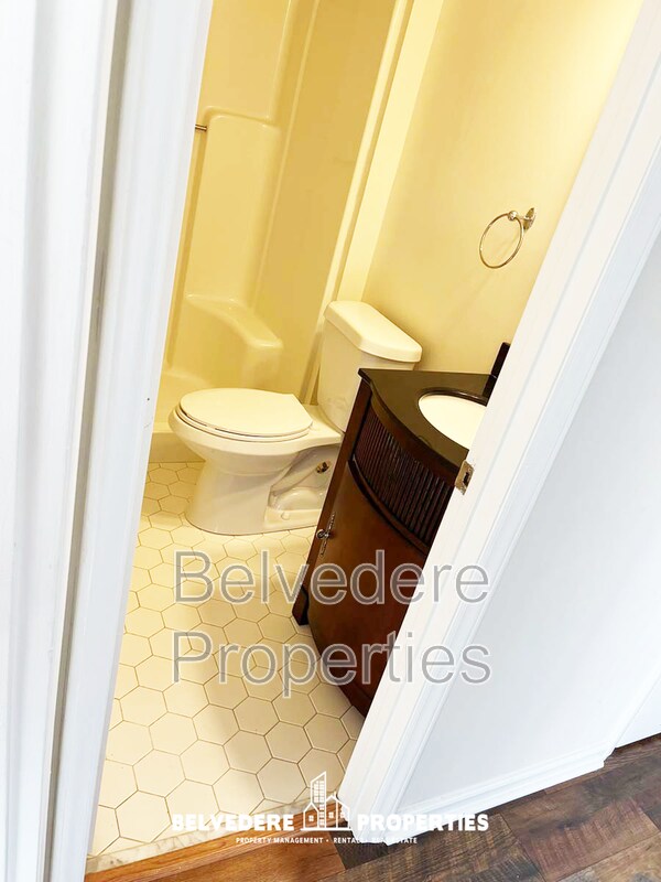 Building Photo - 3726 Wayfarer Dr