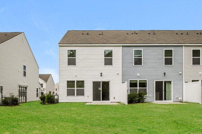 Building Photo - 76 Striker Rd