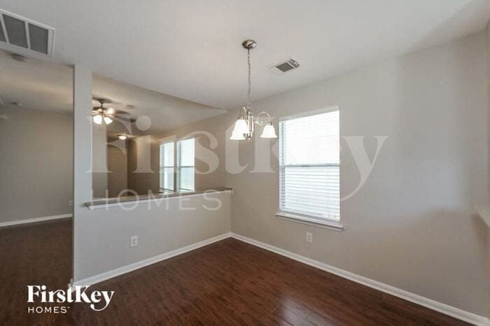 Building Photo - 6315 Austinville Dr