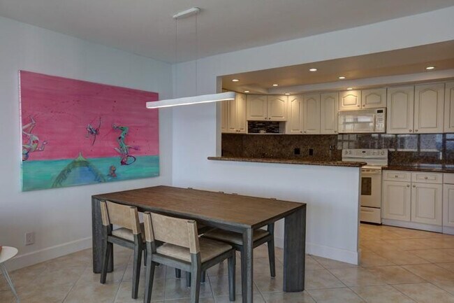 Building Photo - 3700 Galt Ocean Dr