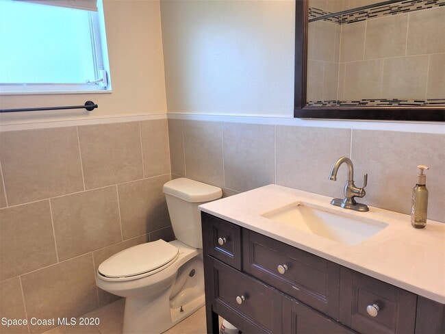 Building Photo - 435 S Courtenay Pkwy