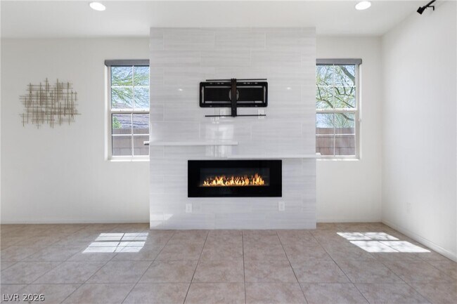 Building Photo - 10925 Jordyn Hill St