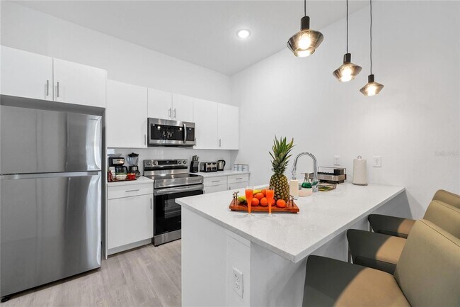 Building Photo - 637 Trikomo Drive