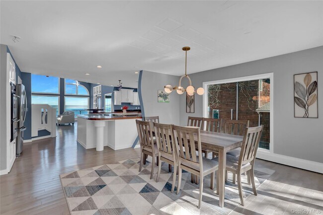 Building Photo - 45 Culross Dr