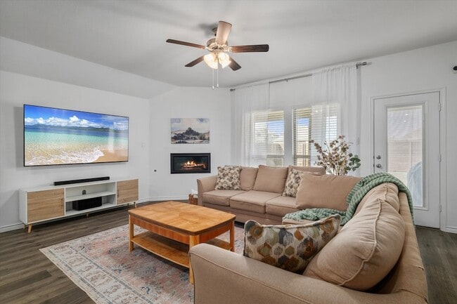 Building Photo - 2955 Trusting Wy