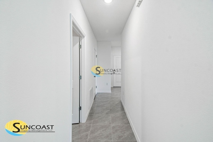 Building Photo - 8271 N Wakefield Dr