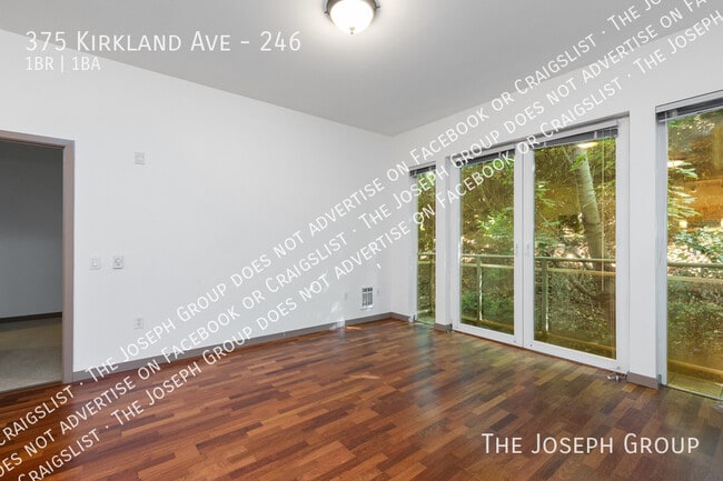 Building Photo - 375 Kirkland Ave