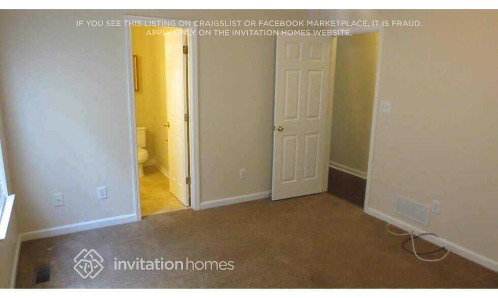 Building Photo - 313 Collins Dr
