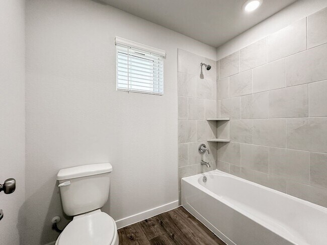 Building Photo - 7934 Alset Dr