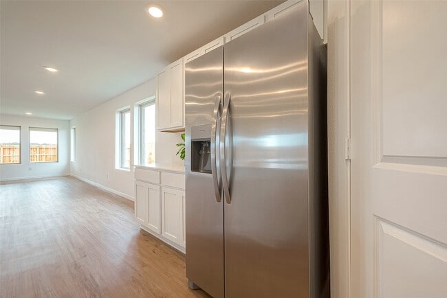 Building Photo - 3106 Elm Br Dr
