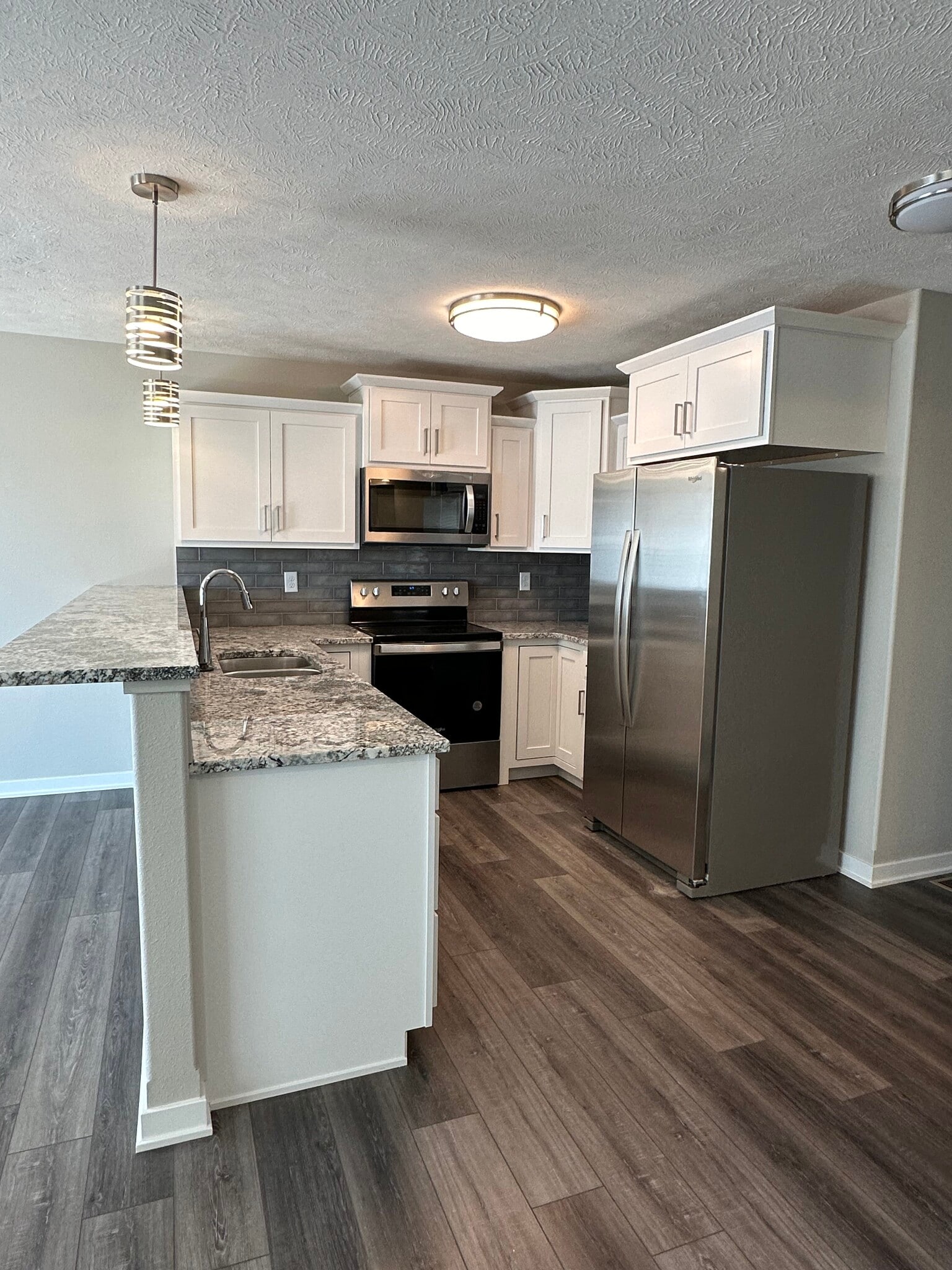 Kitchen - 8230 Ventura Pl