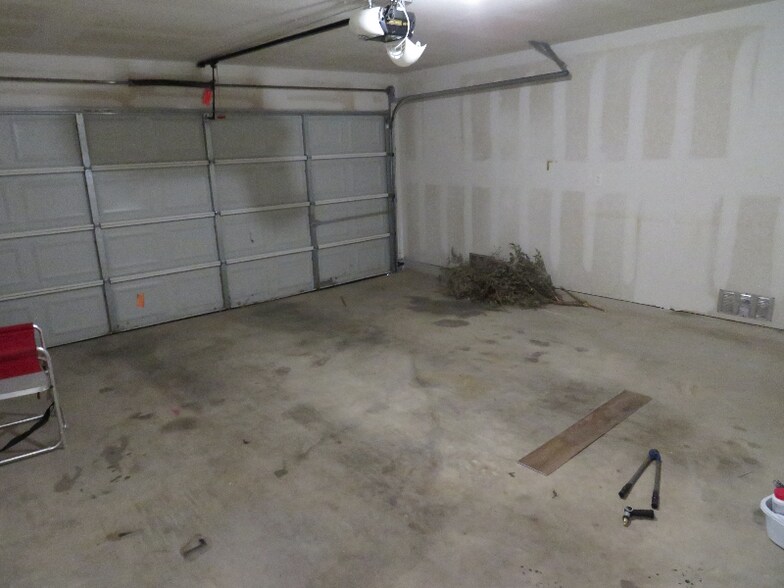 Building Photo - 3918 Southern Grove