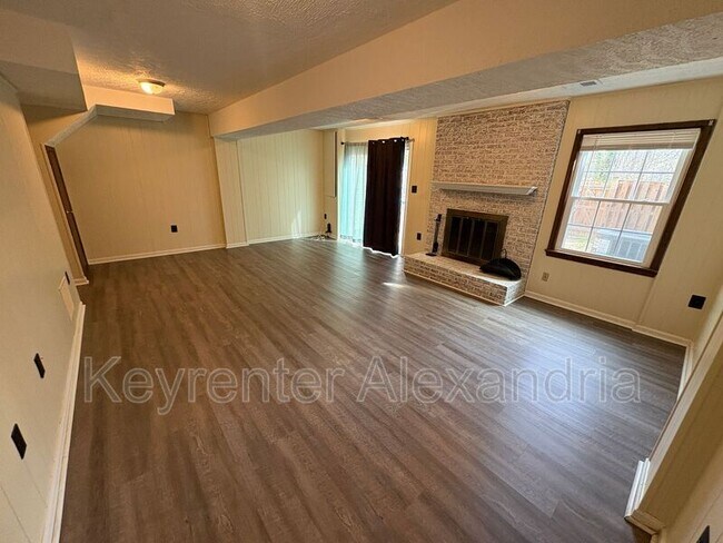 Building Photo - 8239 Dr Craik Ct