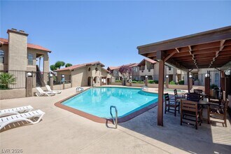 Building Photo - 4069 Nook Way