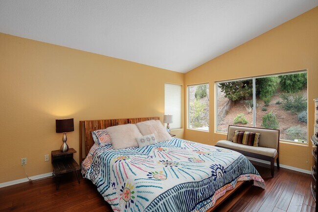 Building Photo - Carlsbad Home 3 Bedroom + retreat, 2.5 Baths 2 Car Garage