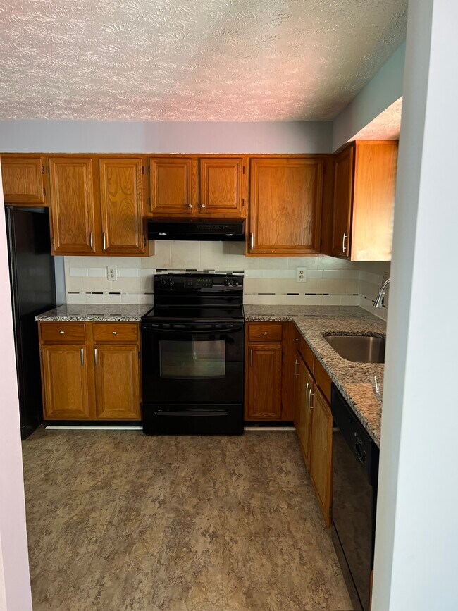 Building Photo - 13514 Steeplechase Dr