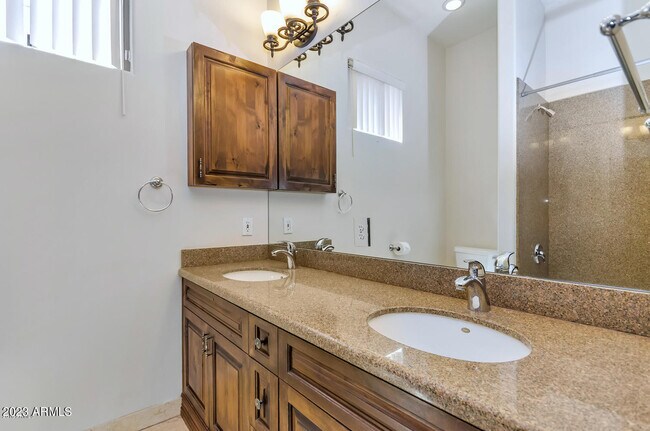 Building Photo - 15842 E Sunflower Dr