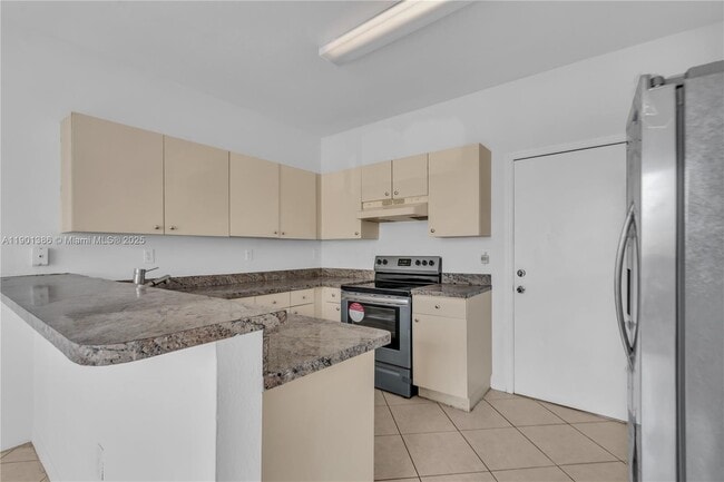 Building Photo - 27463 SW 137th Ct