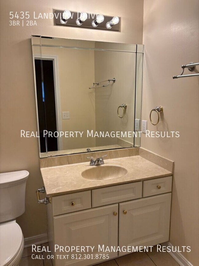 Building Photo - 5435 Landview Dr