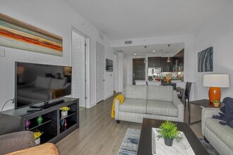 Building Photo - 2022 Holcombe Blvd