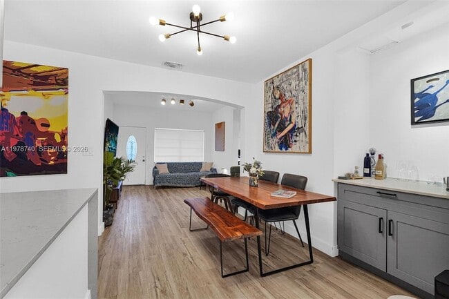 Building Photo - 274 NW 43rd St