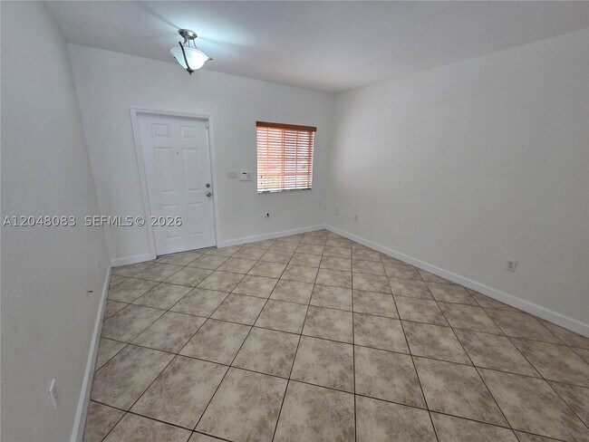 Building Photo - 14758 SW 9th Ln