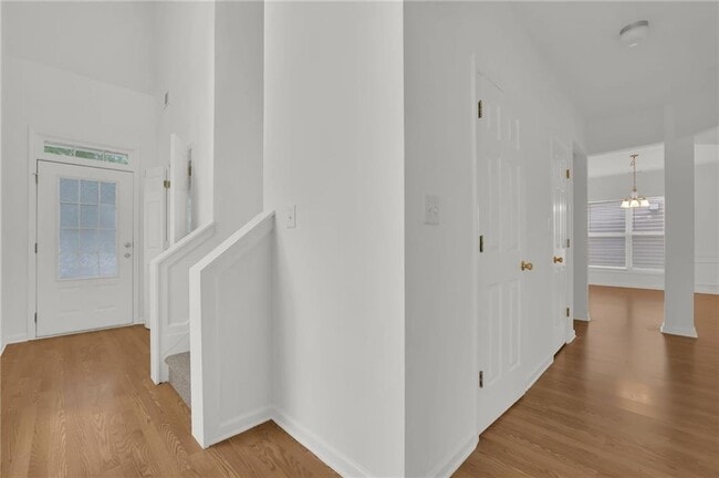 Building Photo - 3335 Briaroak Dr